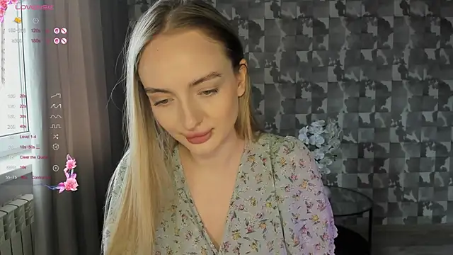 A delina online show from 04.14.26