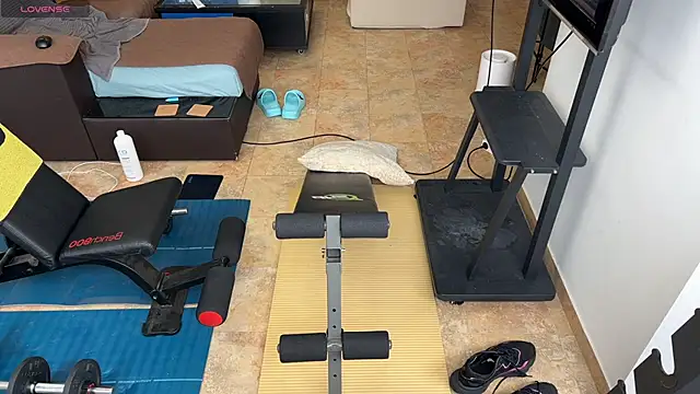 Snapshot of Asmodeuss666 chatting on 02.05.25 Asmodeuss666 online show from 02.05.25