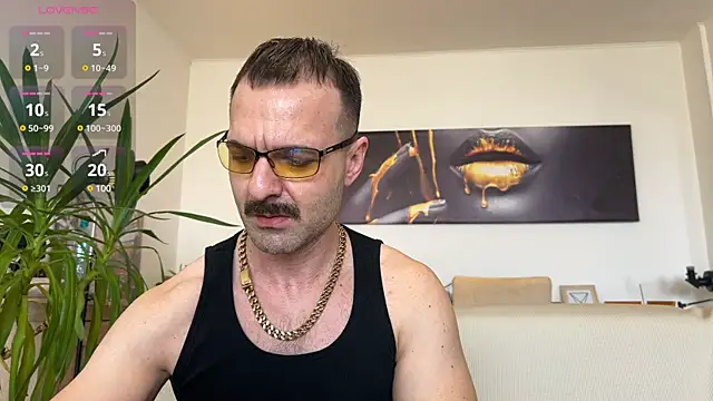 Snapshot of Asmodeuss666 chatting on 02.14.25 Asmodeuss666 online show from 02.14.25