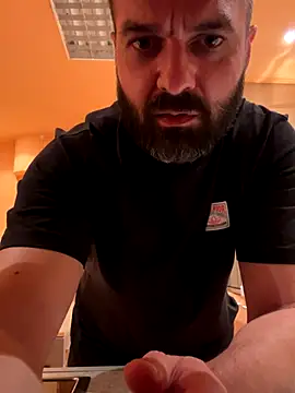 Snapshot of Asmodeuss666 chatting on 11.08.25 Asmodeuss666 online show from 11.08.25