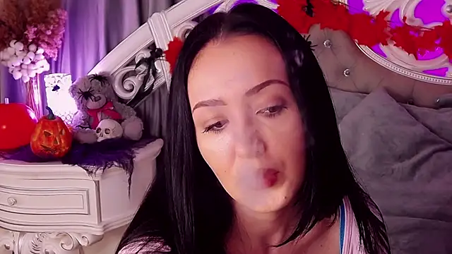 KimKhallifa online show from 11.01.25