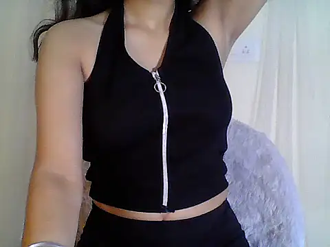 Snapshot of Naughty_Nayra chatting on 09.14.25 Naughty Nayra online show from 09.14.25