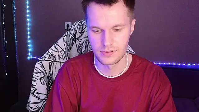 Leonnextdoor online show from 12.28.24