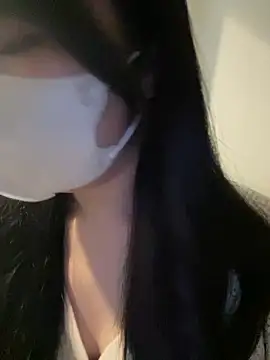 mina 0207 online show from 10.03.25