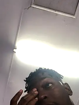 Redfucks333 online show from 10.20.25