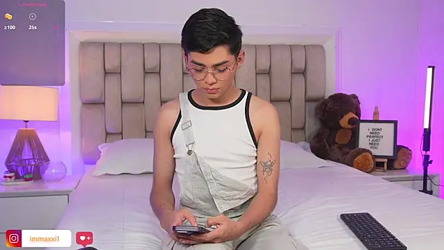 Maxi little online show from 01.05.26