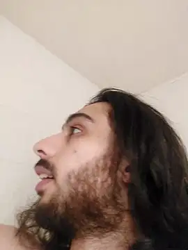 Snapshot of Levi_Latino chatting on 10.31.25 Levi Latino online show from 10.31.25