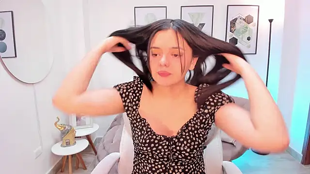 Snapshot of amelia_cherry chatting on 10.12.25 amelia cherry online show from 10.12.25