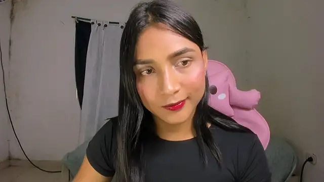 Snapshot of Miss_noah18 chatting on 10.08.25 Miss noah18 online show from 10.08.25