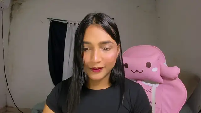 Snapshot of Miss_noah18 chatting on 10.11.25 Miss noah18 online show from 10.11.25