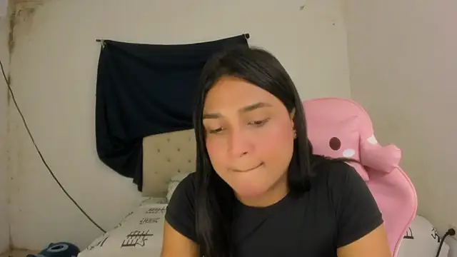 Snapshot of Miss_noah18 chatting on 11.11.25 Miss noah18 online show from 11.11.25