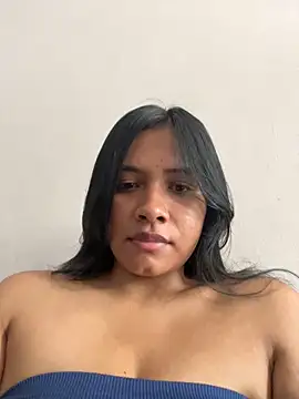 Ninabrunette18 online show from 12.29.24
