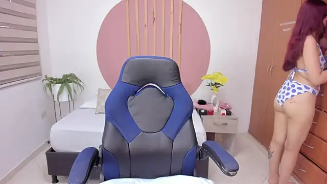 sweetpeach 20 online show from 03.10.25