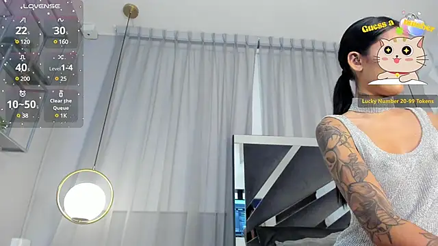 MAGIC SCARLET online show from 01.17.25