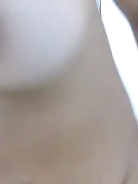 Snapshot of Brendabluee chatting on 01.21.25 Brendabluee online show from 01.21.25