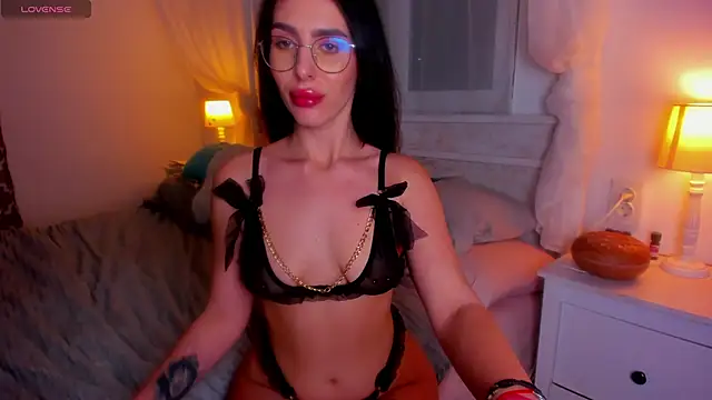 Snapshot of LexyBrianna chatting on 03.12.25 LexyBrianna online show from 03.12.25