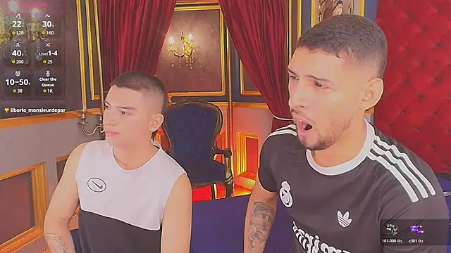 Snapshot of MarcoVitto chatting on 11.11.25 MarcoVitto online show from 11.11.25