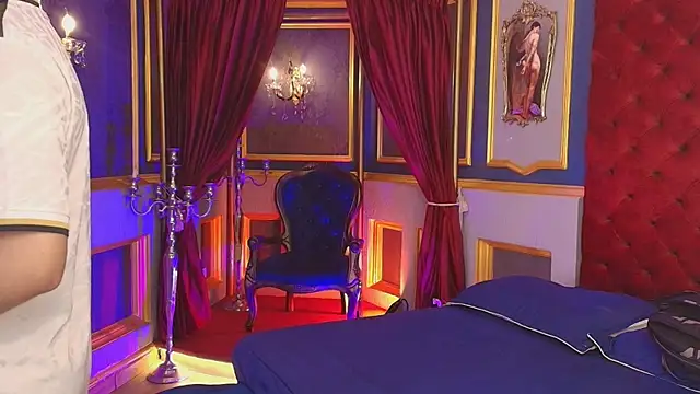 Snapshot of MarcoVitto chatting on 11.13.25 MarcoVitto online show from 11.13.25