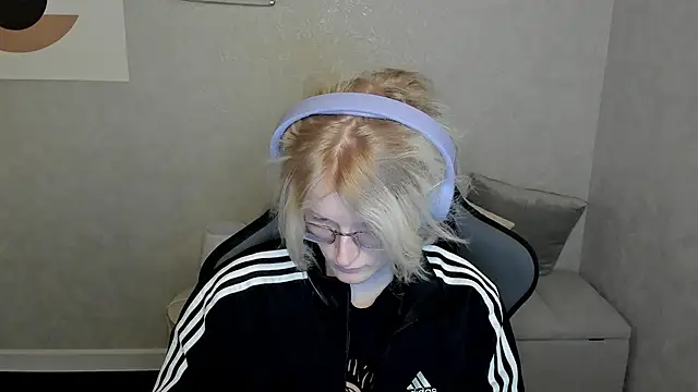 ElizabethHarpper online show from 09.09.25
