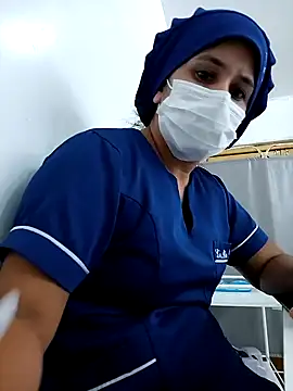 Snapshot of rosifernan chatting on 02.06.25 rosifernan online show from 02.06.25