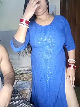 Snapshot of Hot_muskaan chatting on 04.15.26 Hot muskaan online show from 04.15.26