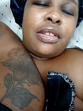 SexyLadyBoosxx online show from 10.19.25