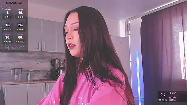 kittenrisha online show from 10.18.25