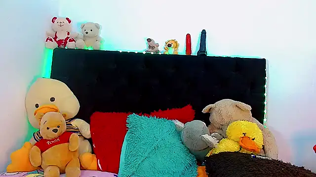 Snapshot of Alextwink chatting on 10.23.25 Alextwink online show from 10.23.25