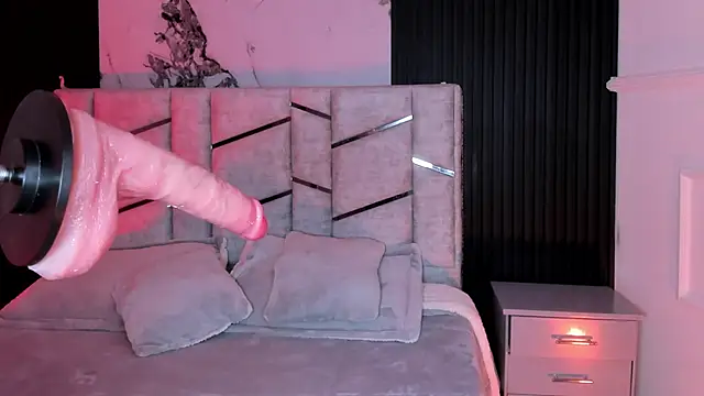 daniiphoeniixx online show from 12.03.25