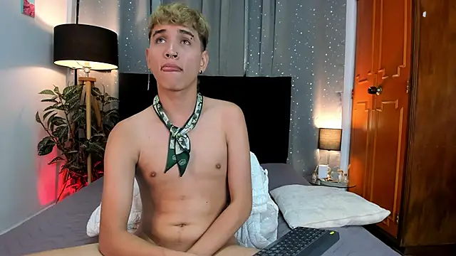 Snapshot of Brian-Ausslos chatting on 01.26.25 Brian-Ausslos online show from 01.26.25