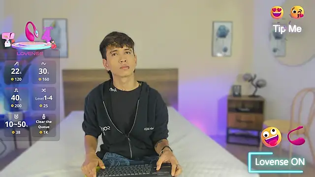 Snapshot of Brian-Ausslos chatting on 11.20.25 Brian-Ausslos online show from 11.20.25