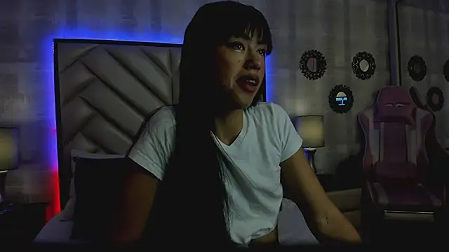 CataleyaRicci online show from 01.14.25