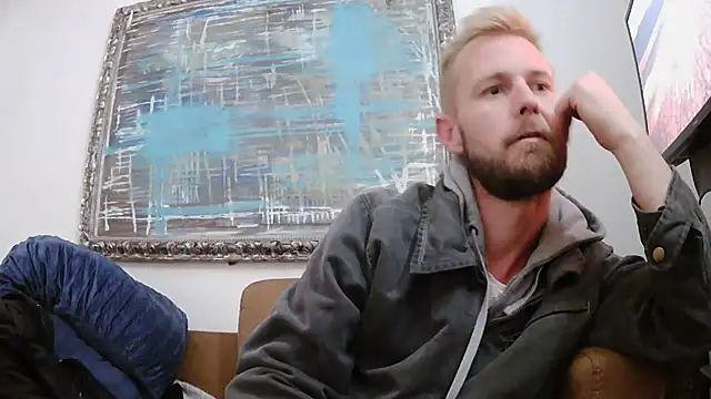 Snapshot of bjay1210 chatting on 01.20.25 bjay1210 online show from 01.20.25