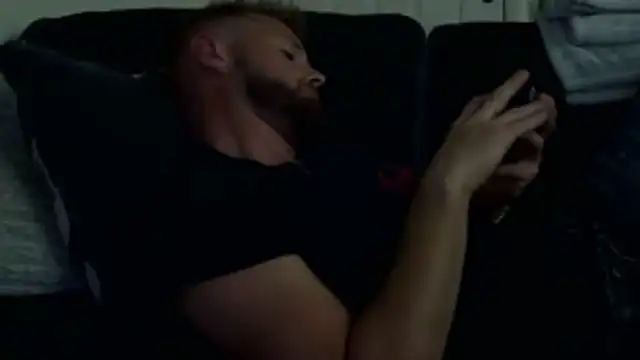 Snapshot of bjay1210 chatting on 10.28.25 bjay1210 online show from 10.28.25