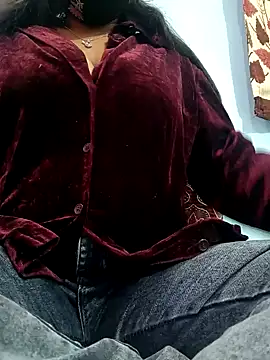 Snapshot of Hayna_G chatting on 01.11.25 Hayna G online show from 01.11.25