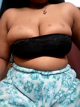 Snapshot of Hayna_G chatting on 02.02.25 Hayna G online show from 02.02.25