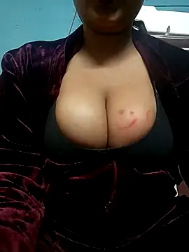 Snapshot of Hayna_G chatting on 02.12.25 Hayna G online show from 02.12.25