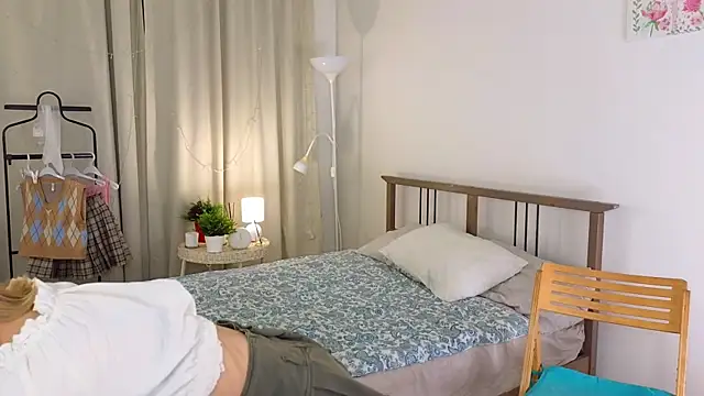 DaisyHearl online show from 01.01.25