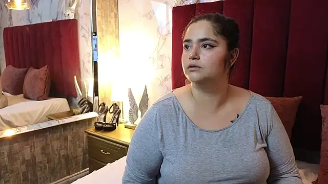 Snapshot of KRYSSTARITTER4 chatting on 09.28.25 KRYSSTARITTER4 online show from 09.28.25