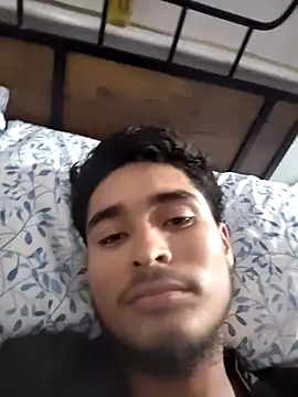 Snapshot of Chaini chatting on 11.05.25 Chaini online show from 11.05.25