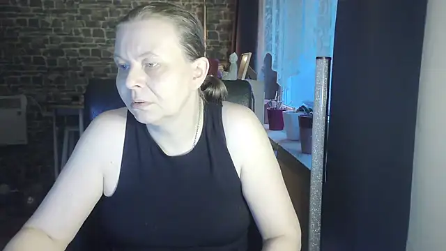 Sweet Phoenix online show from 10.08.25