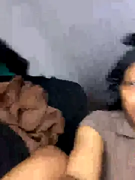 Snapshot of Thando04 chatting on 10.20.25 Thando04 online show from 10.20.25