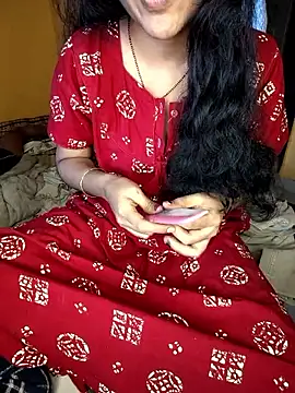 lovelygirl4567 online show from 10.10.25