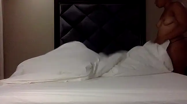 BigBootyKandy15 online show from 01.08.25