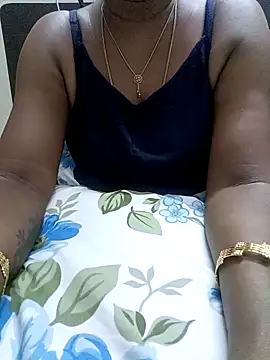 Snapshot of Tamil_Vishalini chatting on 10.06.25 Tamil Vishalini online show from 10.06.25