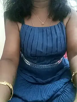 Snapshot of Tamil_Vishalini chatting on 10.08.25 Tamil Vishalini online show from 10.08.25