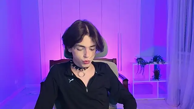 b0y fantasy online show from 01.21.25