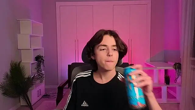 b0y fantasy online show from 02.06.25