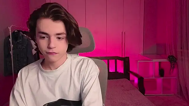 b0y fantasy online show from 03.17.25