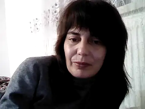 Snapshot of Amalia_Cori chatting on 01.01.25 Amalia Cori online show from 01.01.25